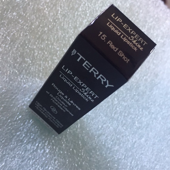 By terry lip expert shine liquid lipstick red shot - Picture 2 of 6